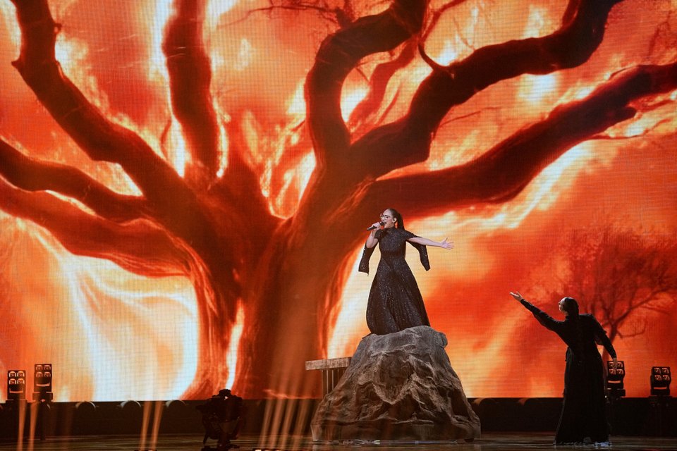 H Κλαυδία στη σκηνή της Eurovision 2025 στη Βασιλεία της Ελβετίας