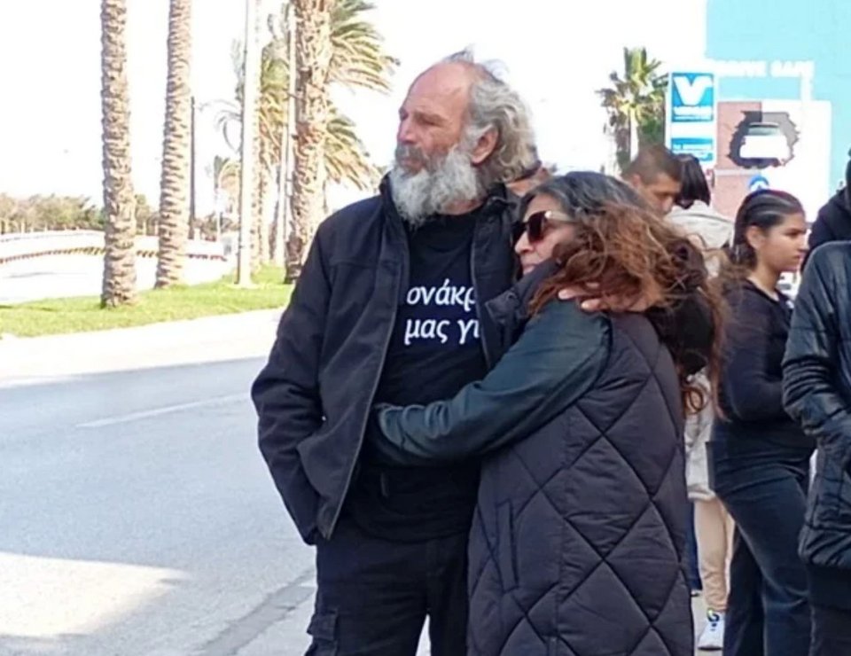 Ο 54χρονος που έβγαλε χθες όπλο κατά του 21χρονου και η σύζυγός του