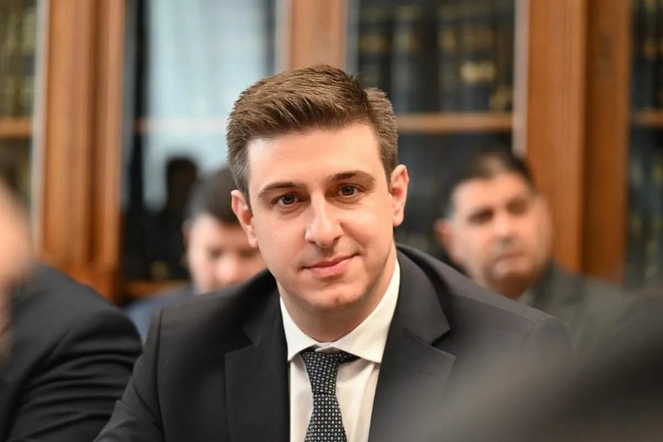 Ο οικονομολόγος Γιάννης Παπαγεωργίου 