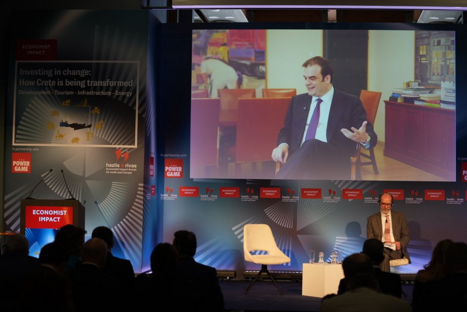Kυριάκος Πιερρακάκης στην ημερίδα του Economist  // ΑΠΕ-ΜΠΕ 