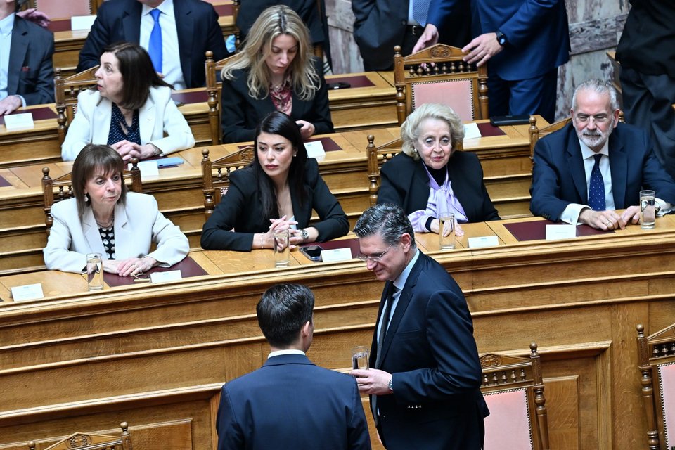 Η πρώην πρόεδρος της Δημοκρατίας Κατερίνα Σακελλαροπούλου, η Αφροδίτη Λατινόπουλου και η πρώην πρόεδρος του Αρείου Πάγου Βασιλική Θάνου