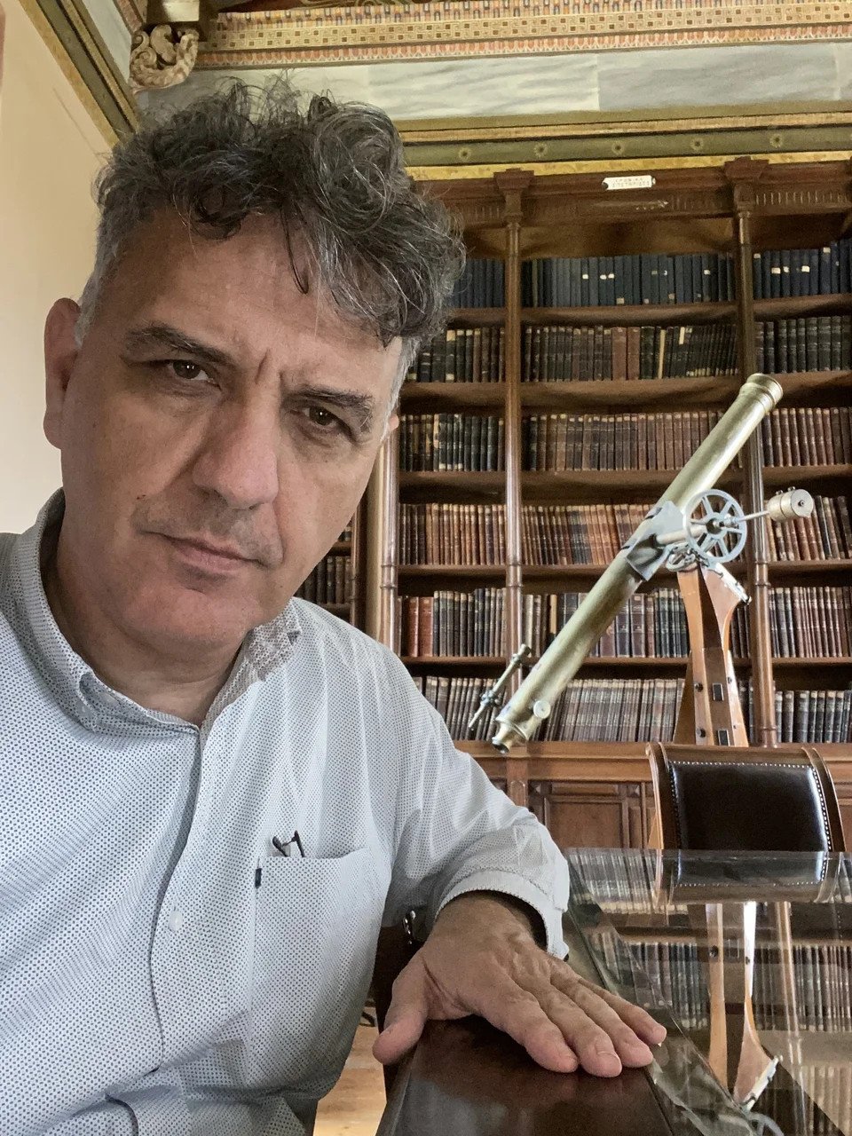Ο διευθυντής του Γεωδυναμικού Ινστιτούτου, δρ Βασίλης Καραστάθης