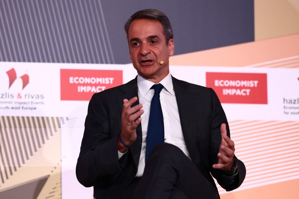 Ο πρωθυπουργός κατά τη διάρκεια της συζήτησης / Intimenews, ΒΛΑΣΣΟΠΟΥΛΟΥ ΙΣΜΗΝΗ 
