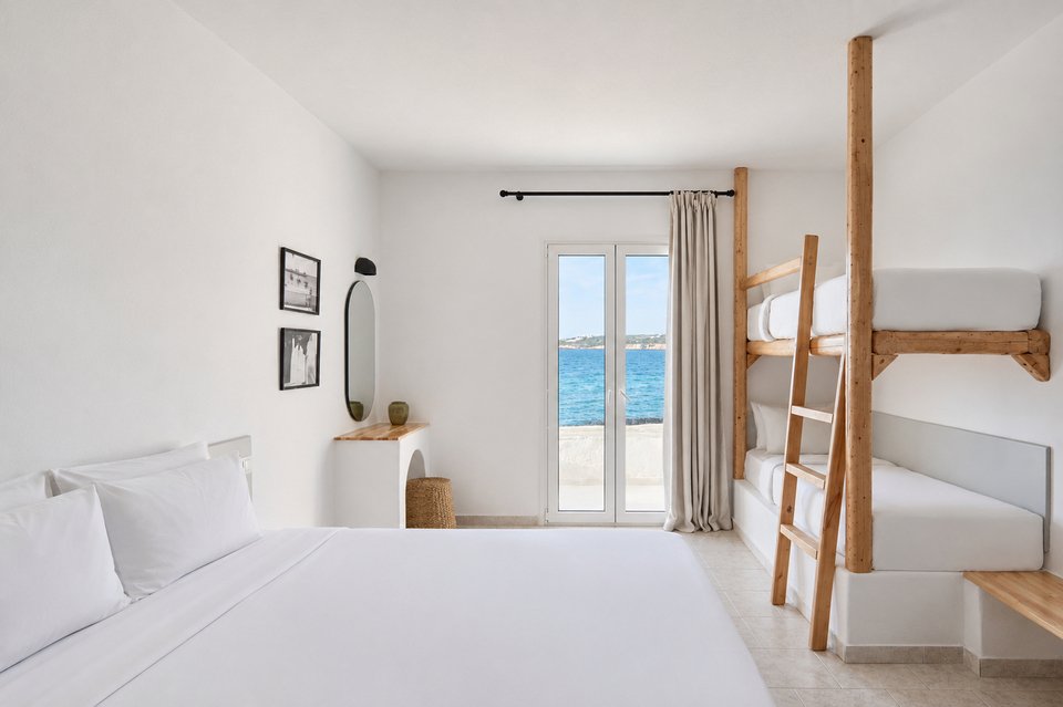 Δωμάτιο στο νέο Pounda Resort Paros / Φωτογραφία: Radisson Individuals