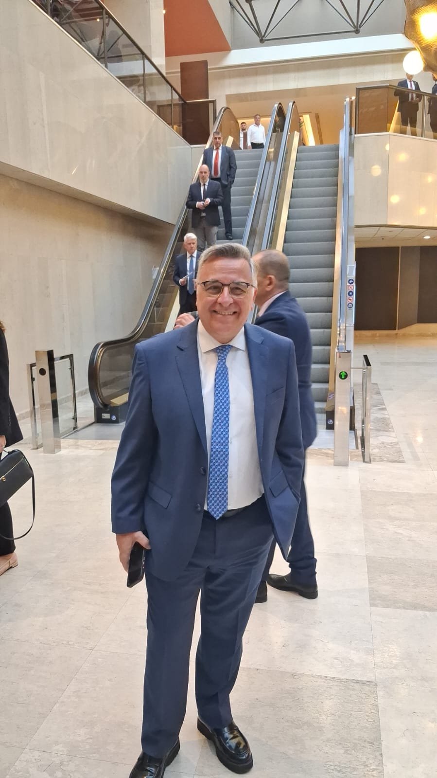 Ο Γιώργος Κουβαράς 