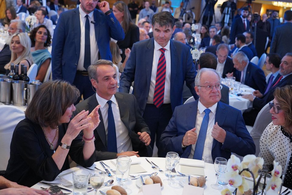 Kριστιάν Αμανπούρ, Κυριάκος Μητσοτάκης, Κωνσταντίνος Τασούλας, Σοφία Γιαννακά