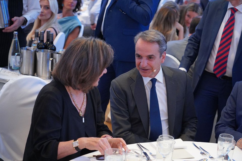 Κριστιάν Αμανπούρ, Κυριάκος Μητσοτάκης