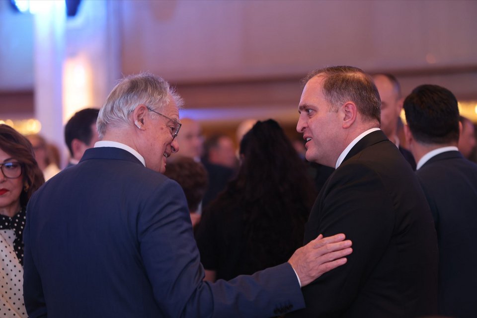 Σοφία Γιαννακά, Κωνσταντίνος Τασούλας και ο διοικητής της ΑΑΔΕ, Γιώργος Πιτσιλής
