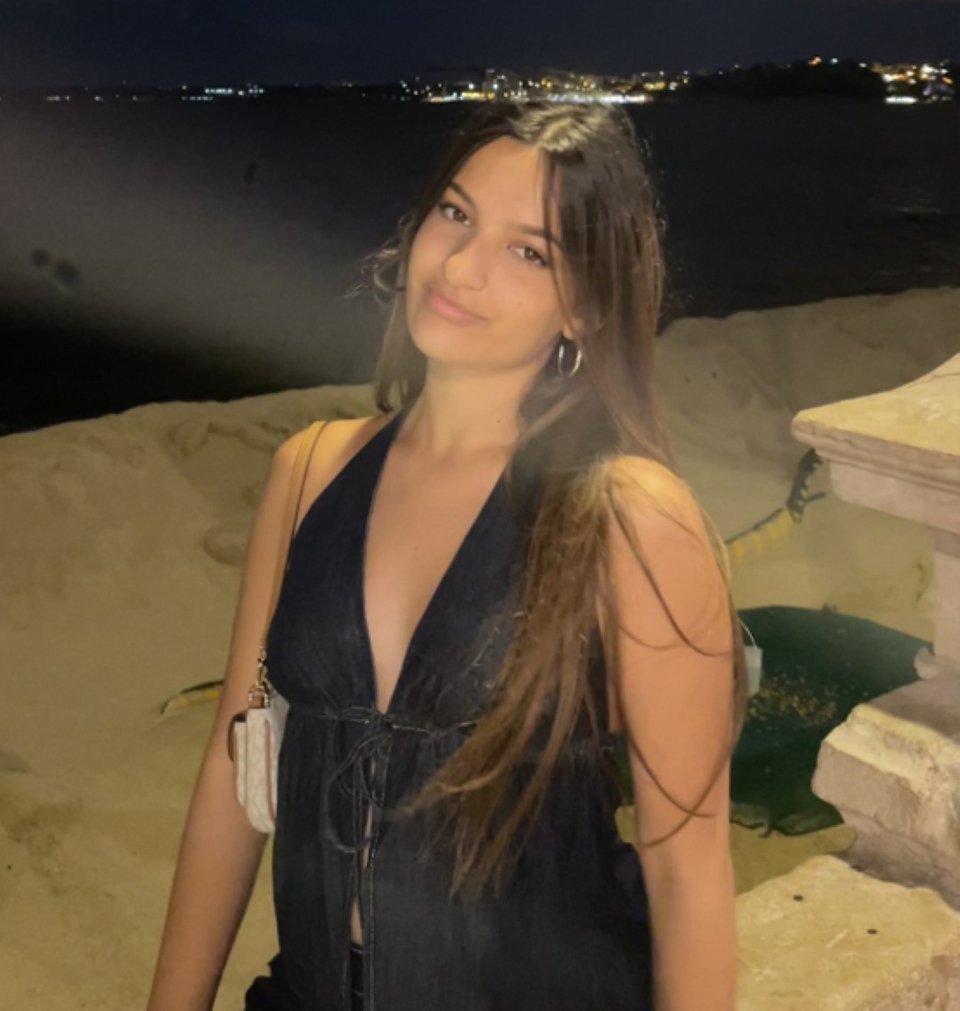 πρώτη των πρώτων Ιατρική 