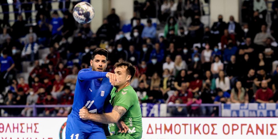 Ο Χάρης Μάλλιος σε αγώνα της Εθνικής ομάδας χάντμπολ ανδρών