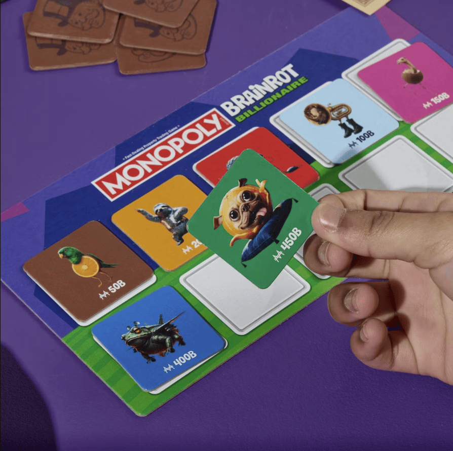 Το 2026 η Hasbro αποφάσισε να επιχειρήσει μια ακόμη ανανέωση του ιστορικού τίτλου της, παρουσιάζοντας μια έκδοση που μοιάζει βγαλμένη κατευθείαν από τα βάθη του TikTok και της διαδικτυακής αργκό της Generation Z / HASBRO