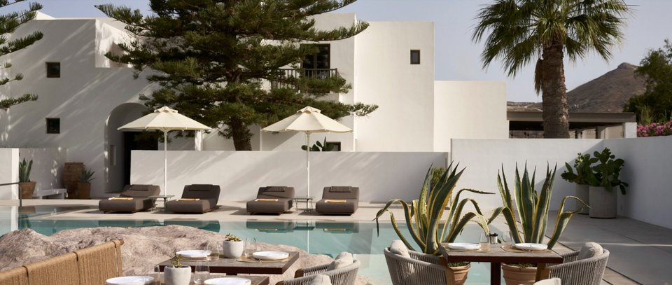Μίνιμαλ κυκλαδίτικη αρχιτεκτονική στο  Villas at Parīlio στη Νάουσα  / Φωτογραφία: Empiria Group 