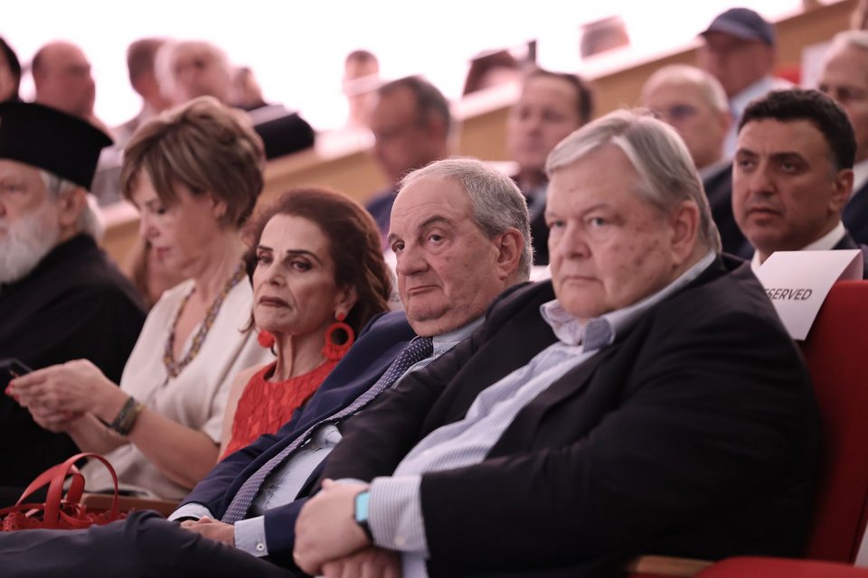 Όλγα Γεροβασίλη, Σοφία Στάικου, Κώστας Καραμανλής, Ευάγγελος Βενιζέλος