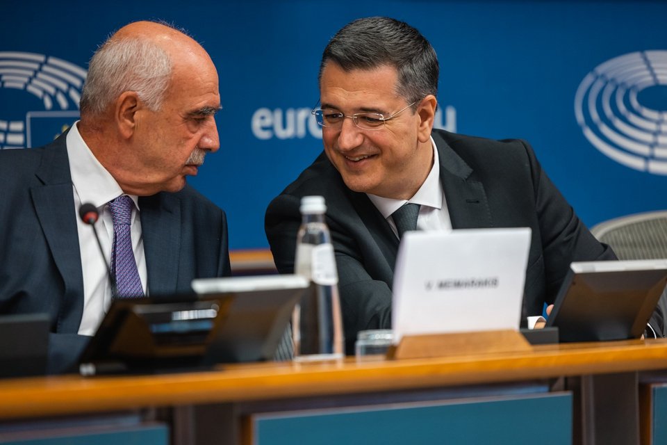 Ο Ευαγγελος Μεϊμαράκης με τον Απόστολο Τζιτζικώστα