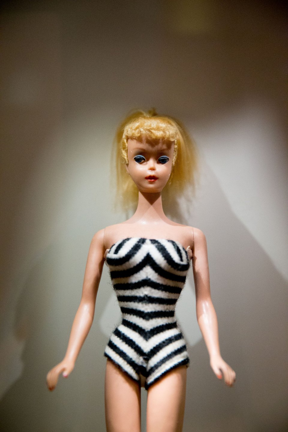 Μία από τις πρώτες κούκλες Barbie της Ρουθ Χάντλερ / Φωτογραφία: AP