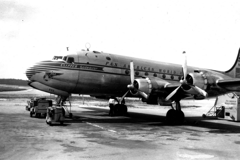 Το μοιραίο αεροπλάνο «Clipper Endeavor» της Pan Am που συνετρίβη στον Ατλαντικό το 1952 / Pan Am Historical Foundation via AP
