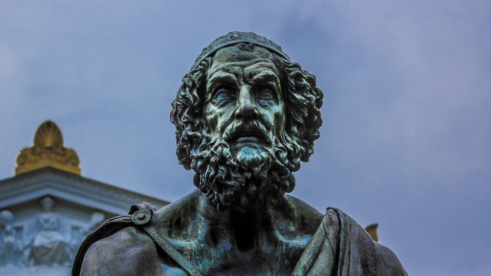 Άγαλμα του Ομήρου, έξω από το Πανεπιστήμιο της Βιρτζίνια, στις ΗΠΑ / Shutterstock