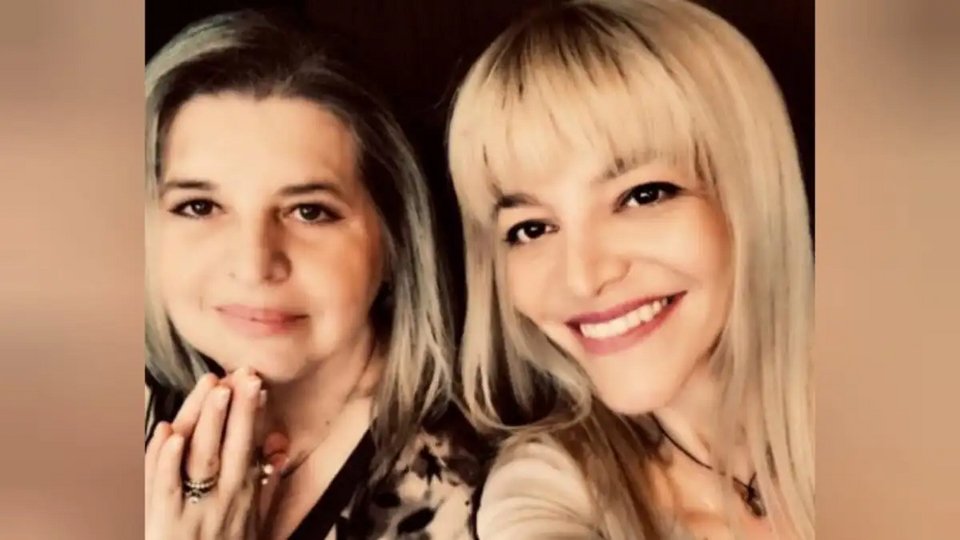  Η Αφροδίτη Νέστορα με τη μητέρα της / Instagram 