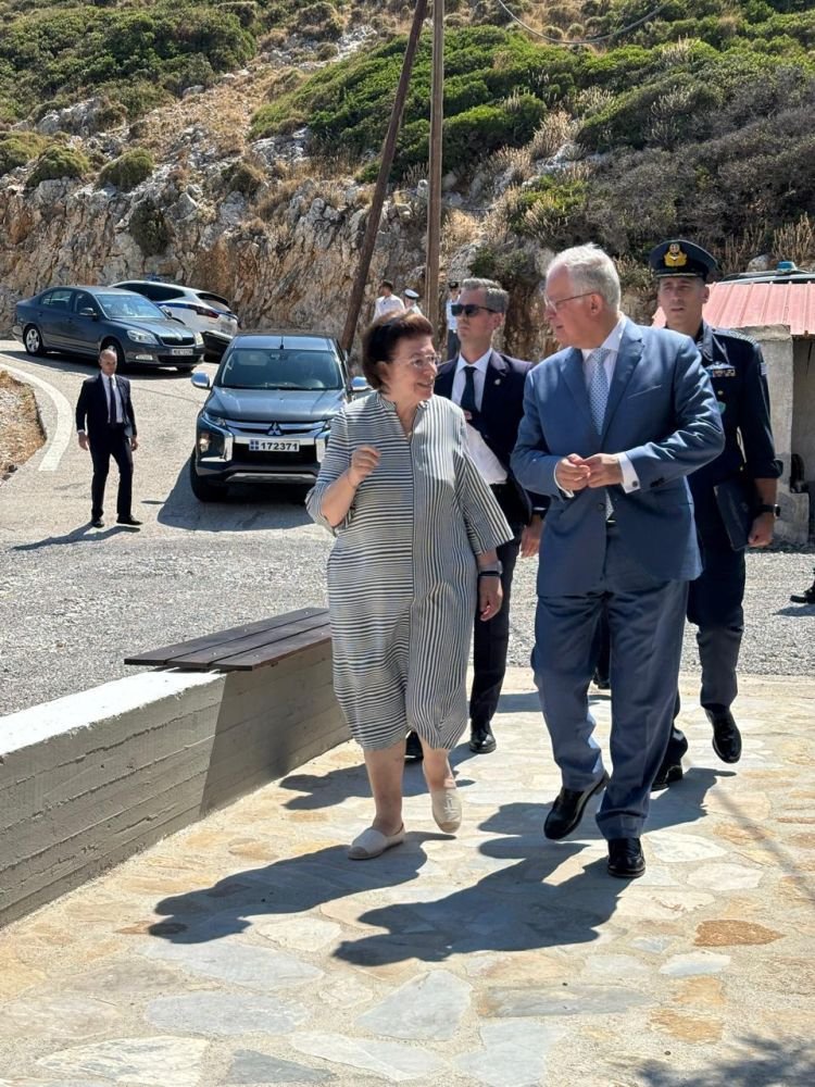 Τα εγκαίνια πραγματοποιήθηκαν από τον Πρόεδρο της Δημοκρατίας Κωνσταντίνο Τασούλα, παρουσία της Υπουργού Πολιτισμού Λίνας Μενδώνη,