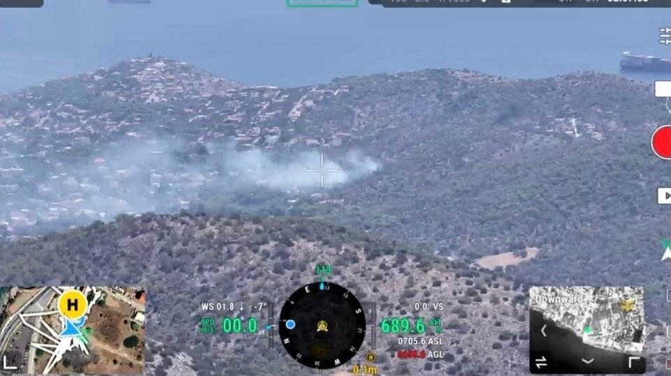 Μεγάλη φωτιά στη Σαλαμίνα
