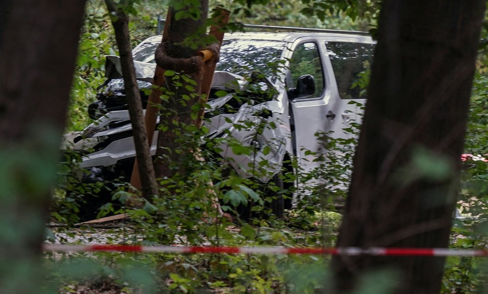 Το βαν του υπόπτου με το οποίο έπεσε πάνω στο πλήθος