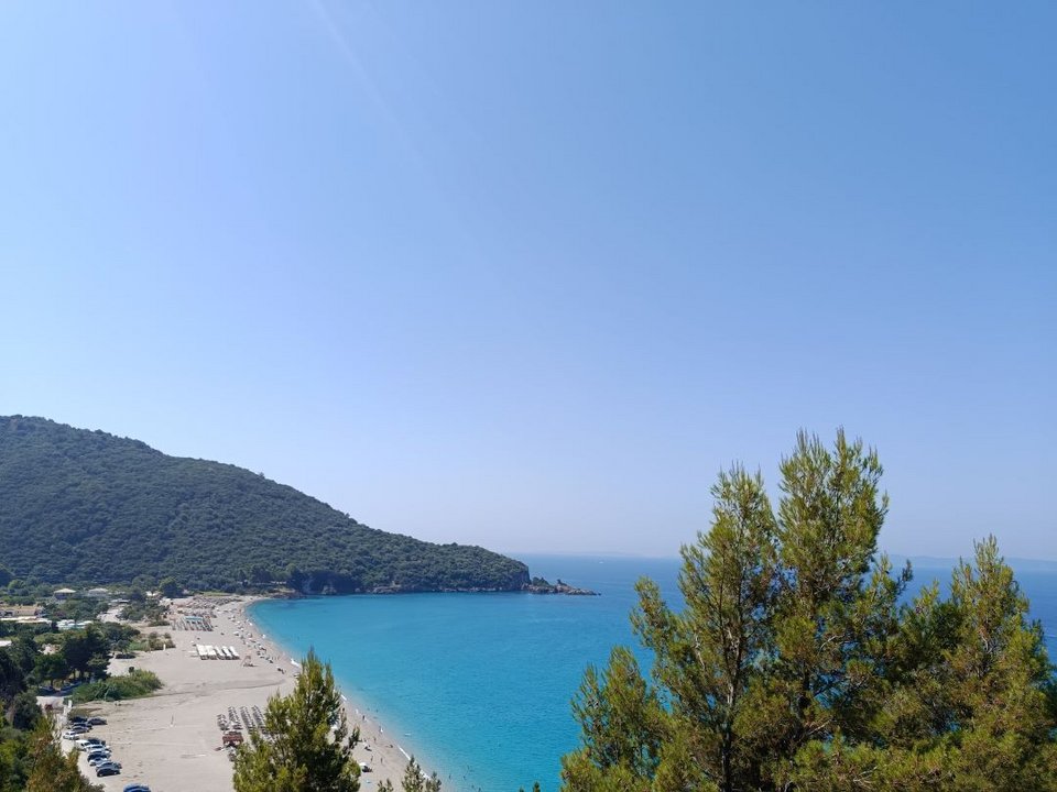 πέρδικα αγνωστο χωριό ηπειρος βουνό και θαλασσα