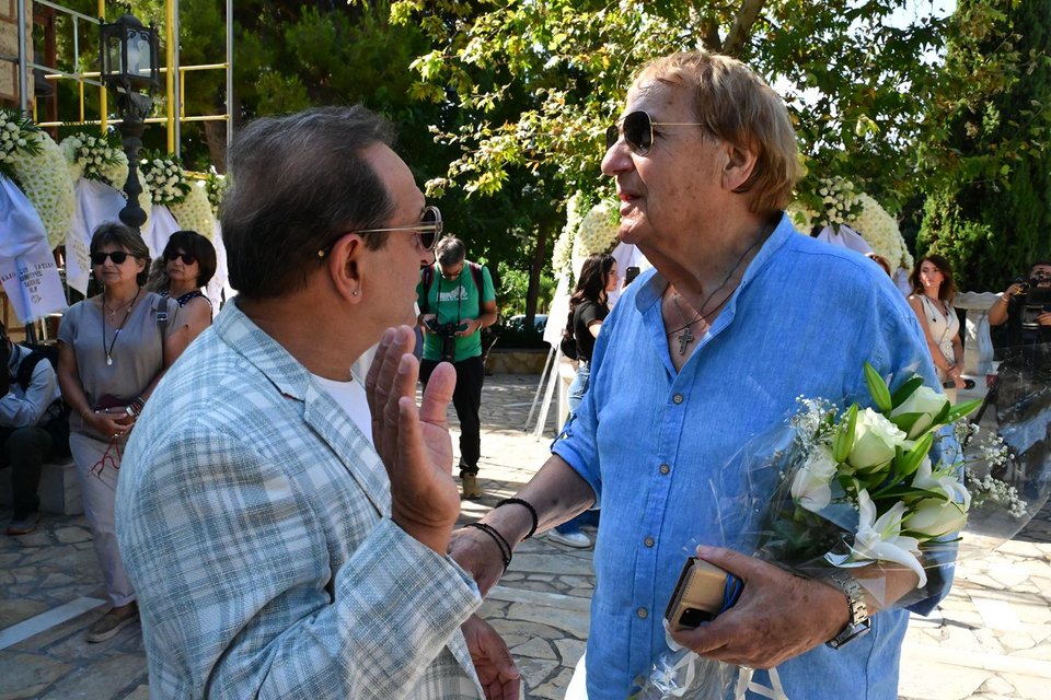 Ο Σπύρος Μπιμπίλας με τον Κώστα Βενετσάνο