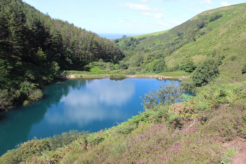 Το Brombil Reservoir (γνωστό και ως Blue Lagoon) στη Νότια Ουαλία