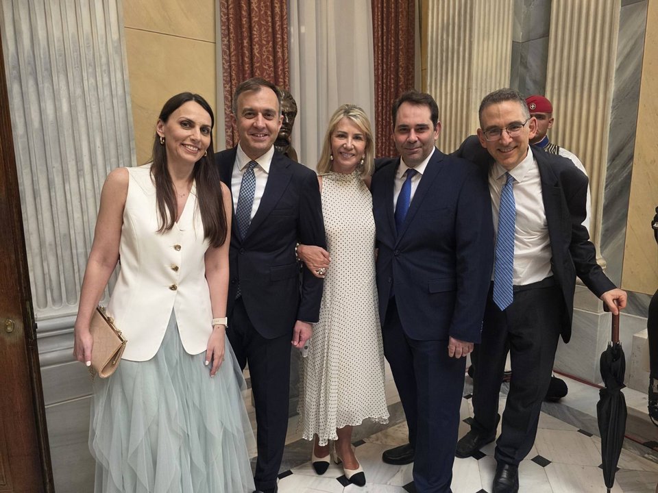 Βιβή Χαραλαμπογιάννη, Τάσος Χατζηβασιλείου, Ζέττα Μακρή, Θάνος Πετραλιάς, Στέλιος Κουτνατζής 