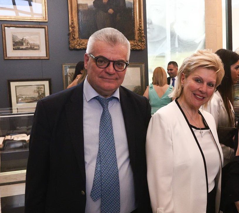 Ο Αλέξανδρος Ροδολάκης με τη σύζυγό του, Τζίνα Οικονόμου 