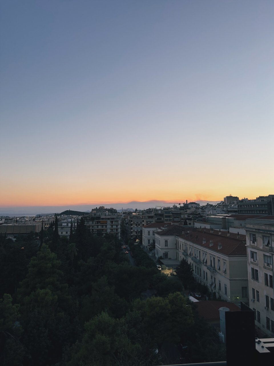 Ένα μέρος από τη θέα του «1818», στο rooftop του ξενοδοχείου The Modernist / Φωτογραφία: Μάνος Λειβαδάρος/iefimerida
