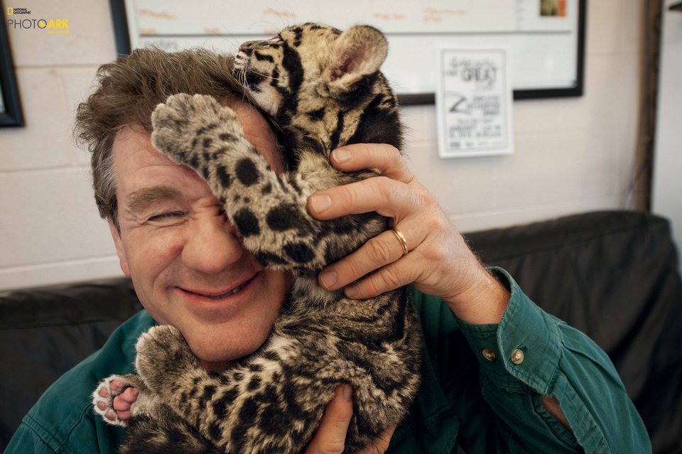 www.instagram.com/joelsartore 