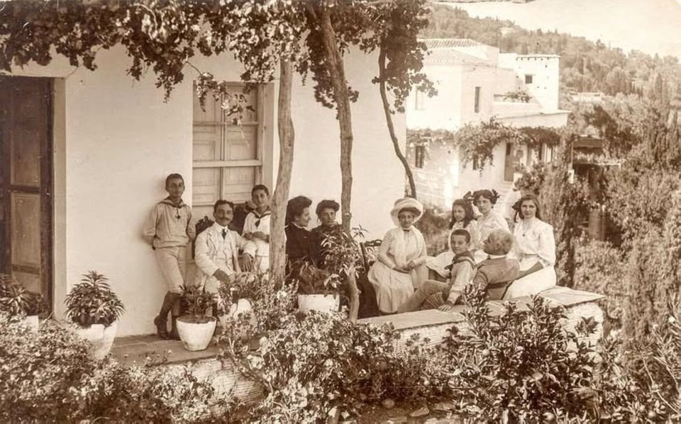 Απόγευμα στη Βεράντα 