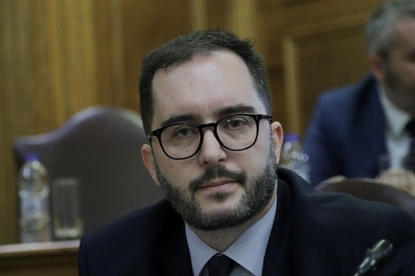 O πρόεδρος του Εθνικού Οργανισμού Πρόληψης και Αντιμετώπισης των Εξαρτήσεων (ΕΟΠΑΕ) Αθανάσιος Θεοχάρης