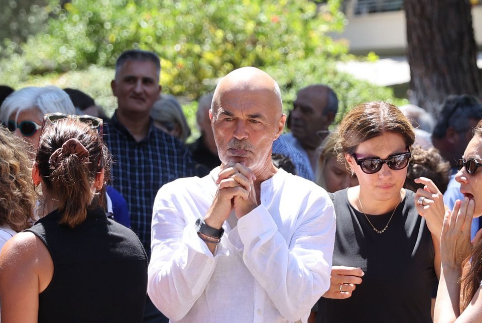 Στάθης Λιβαθινός 