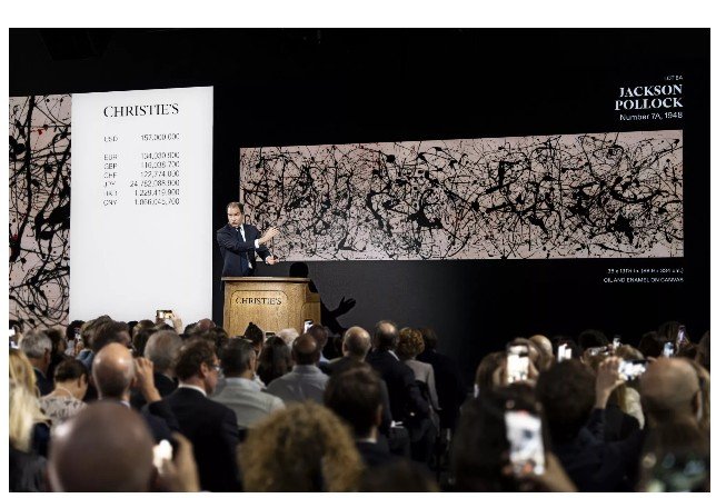 Το έντονο ενδιαφέρον των bidders και επενδυτών οδήγησε την τιμή του έργου του Pollock στα ύψη / Φωτογραφία: Christie's
