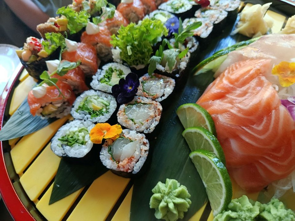sushi menu καταπρασινο κήπο εστιατοριο Natu Κηφισιά