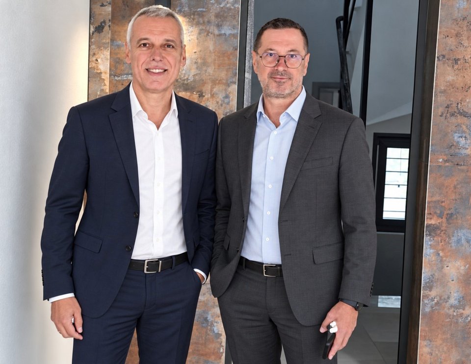 Απόστολος Μπέμπης, Πολιτικός Μηχανικός Δ.Π.Θ., MBA, MSc, Νικόλαος Χριστόδουλος, Αρχιτέκτων Μηχανικός Ε.Μ.Π., MSc, μελετητικό γραφείο ΜΠΕΜΠΗΣ ΑΠ. – ΧΡΙΣΤΟΔΟΥΛΟΣ ΝΙΚ. Ο.Ε. 