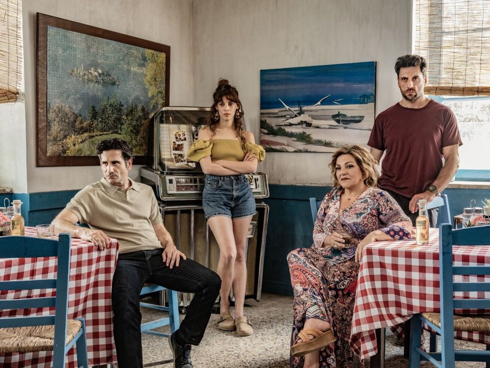 Νέα κωμική σειρά