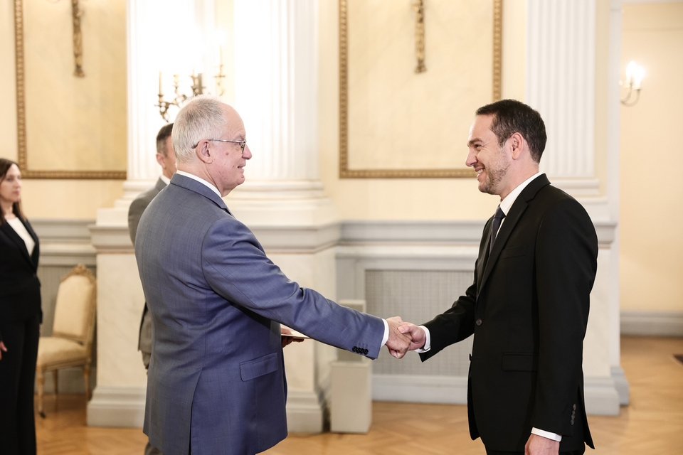 Φωτογραφία Intime (ΜΑΝΩΛΟΠΟΥΛΟΣ ΘΟΔΩΡΗΣ)
