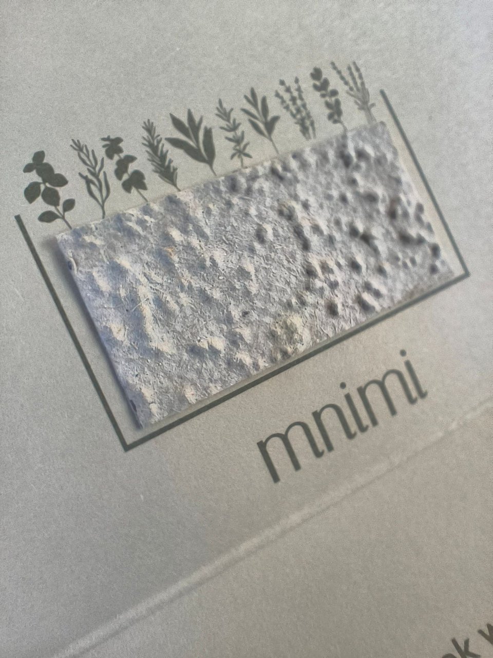 Σουβενίρ «mnimi» - ΑΠΕ/ΜΠΕ