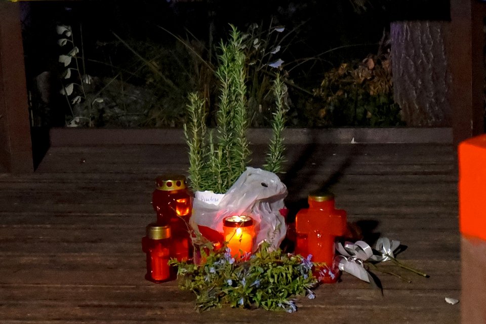 Συγκέντρωση διαμαρτυρίας-πορεία στο σημείο της δολοφονίας της Πηνελόπης από τον πρώην σύντροφό της, το βράδυ της Κυριακής 20 Σεπτέμβριου, Τρίτη 22 Σεπτεμβρίου 2026 / INTIME NEWS / ΣΤΟΪΤΣΕΒΑ ΤΑΤΙΑΝΑ