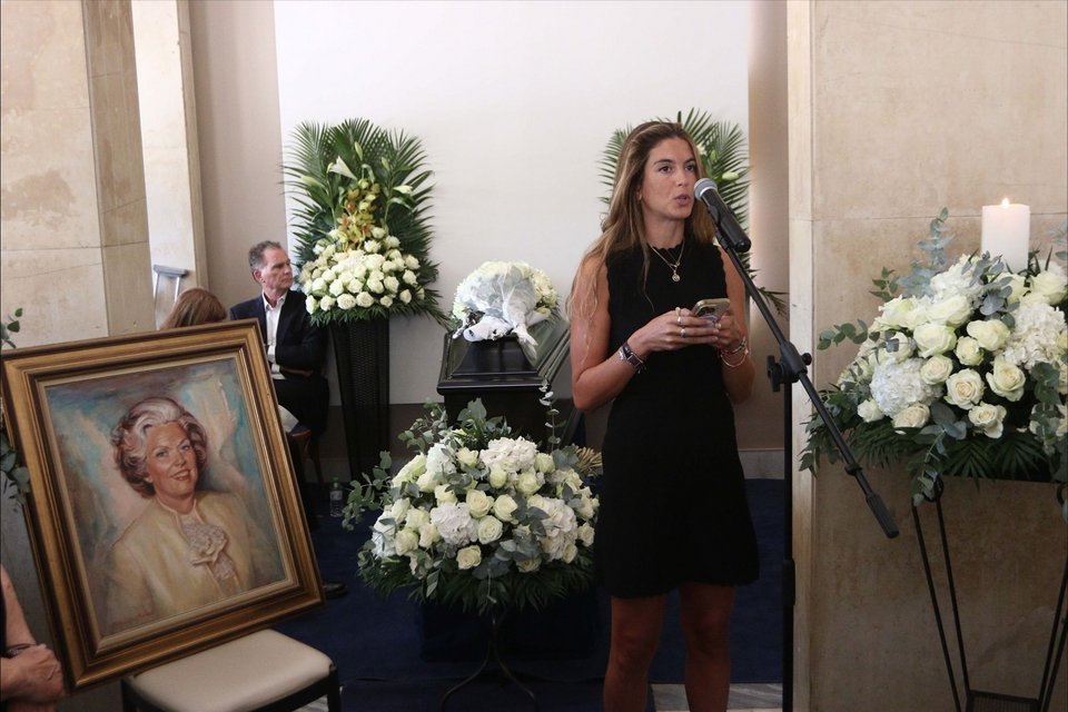 Η Μαργαρίτα Παπανδρέου στον επικήδειο για τη γιαγιά της