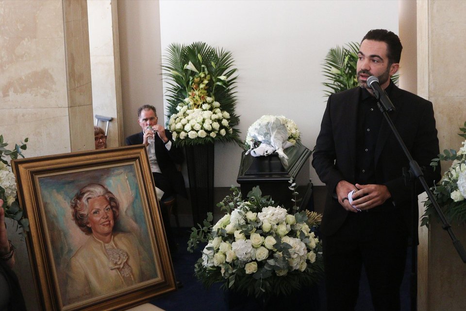 Ο Κωστής Κατσανέβας στον επικήδειο για τη γιαγιά του