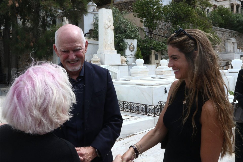 Η Μαργαρίτα Παπανδρέου με τον πατέρα της