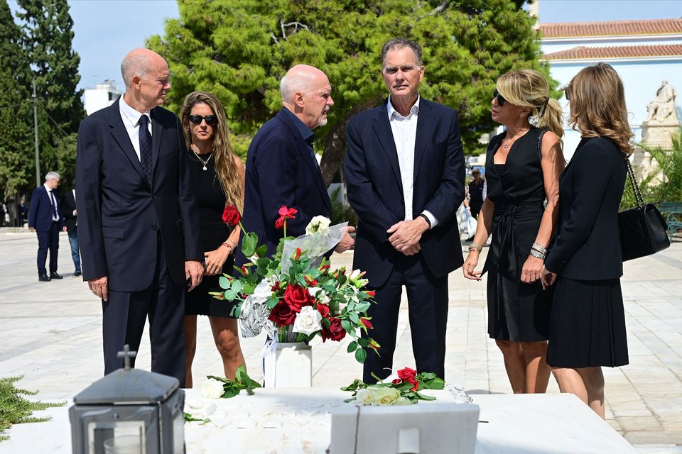 Αντρίκος, Μαργαρίτα, Γιώργος και Νίκος Παπανδρέου, Αλεξία Οικονόμου, Μαριάνθη Αλεξίου
