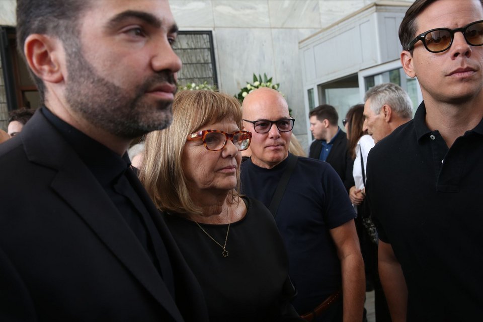 Η Σοφία Παπανδρέου με τον γιο της Κωστή Κατσανέβα