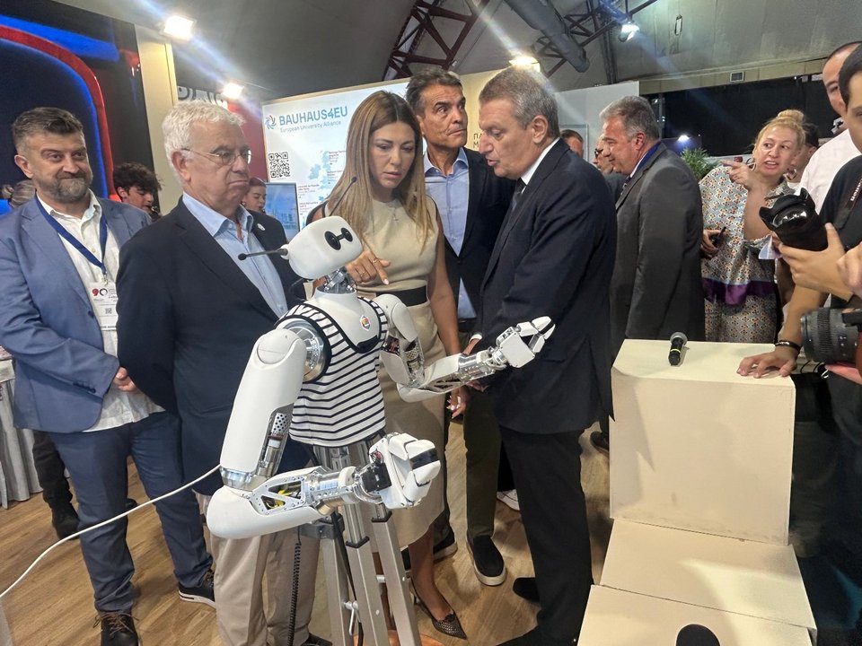 Σοφία Ζαχαράκη