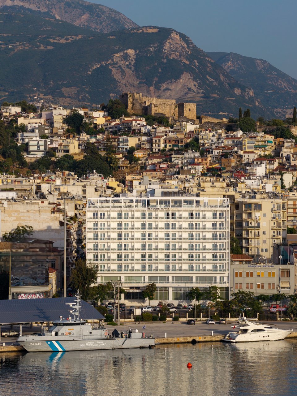 Το Mercure Patras Astir σε κομβική θέση στο λιμάνι αναμένεται να γίνει το νέο τοπόσημο φιλοξενίας και επαγγελματικού τουρισμού στην Πάτρα / Vassilicos House of Hospitality 