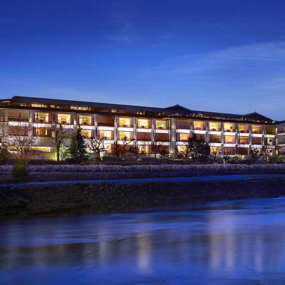 Ritz-Carlton  